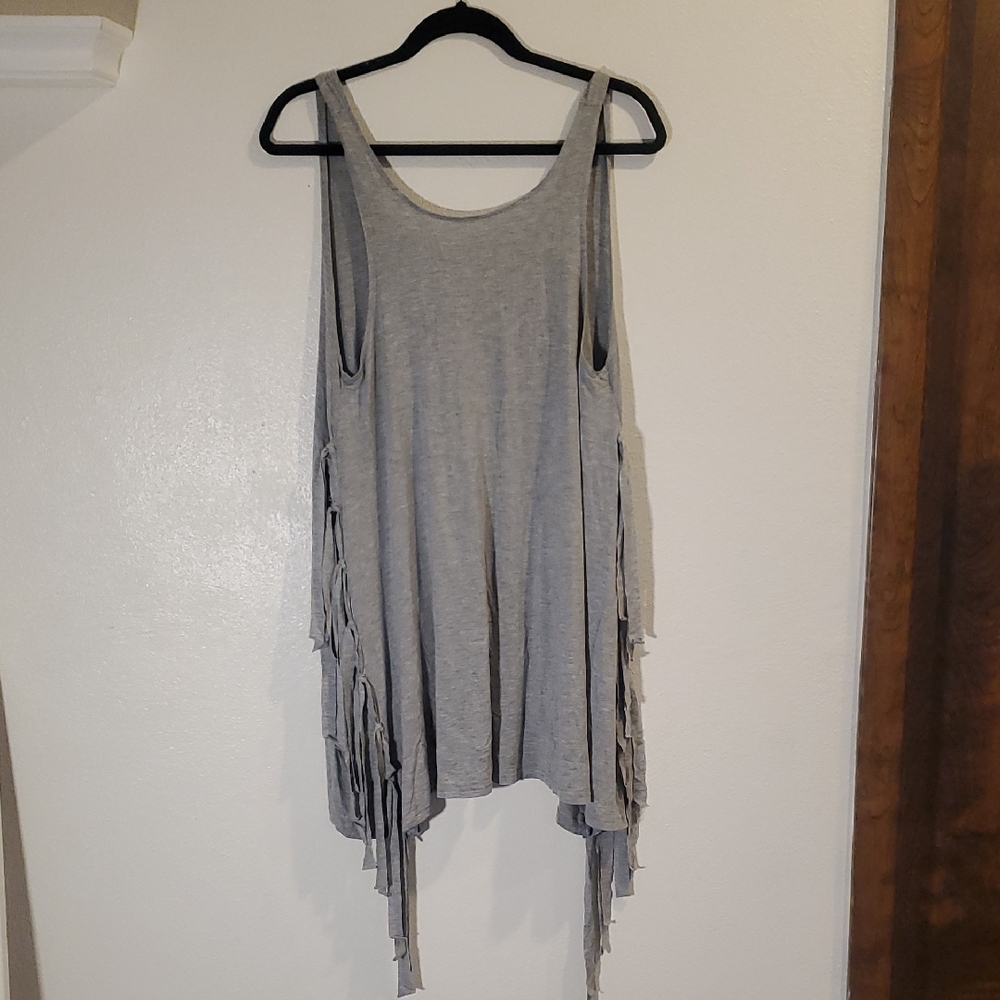 POL Gray Sleeveless Fringe Top